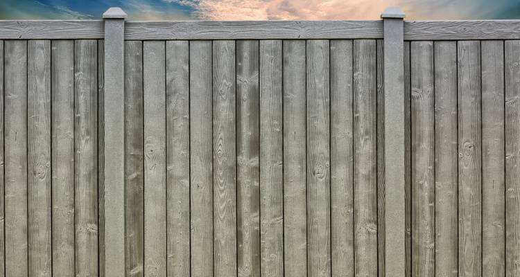 wood grain composite fences