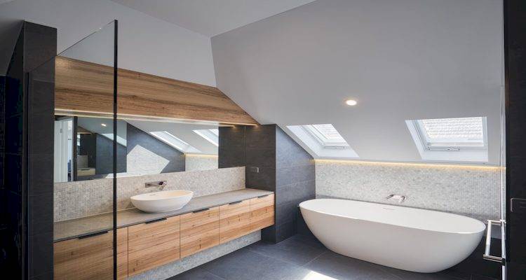 Bathroom extension cost