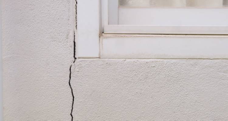 cracked wall