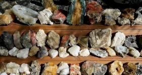 Beginner’s Guide to Rock Collecting and Geology