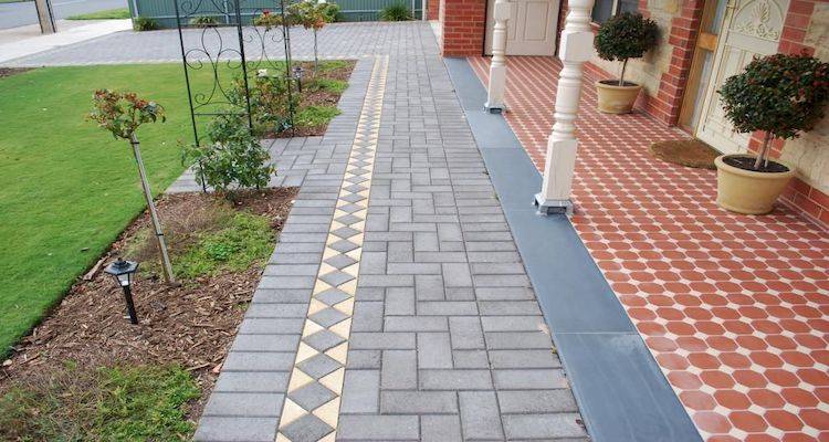 Basket weave block paving