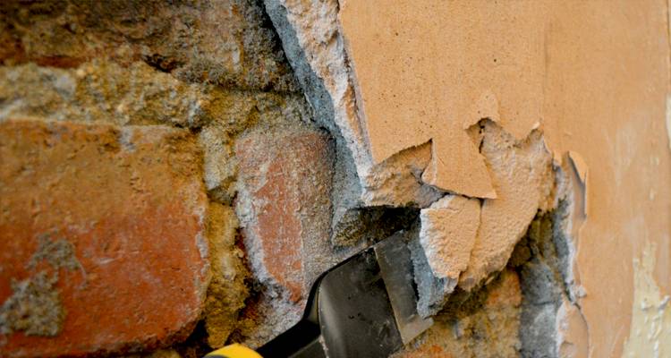 Demolishing a chimney breast