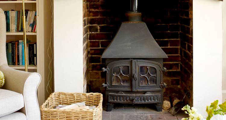 Black log burner