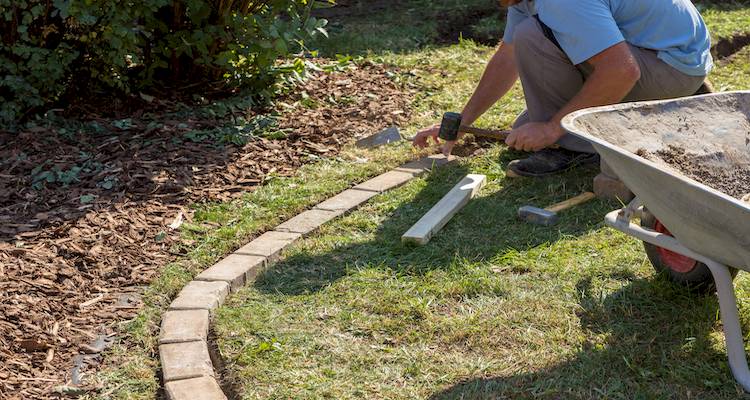 installing concrete edging