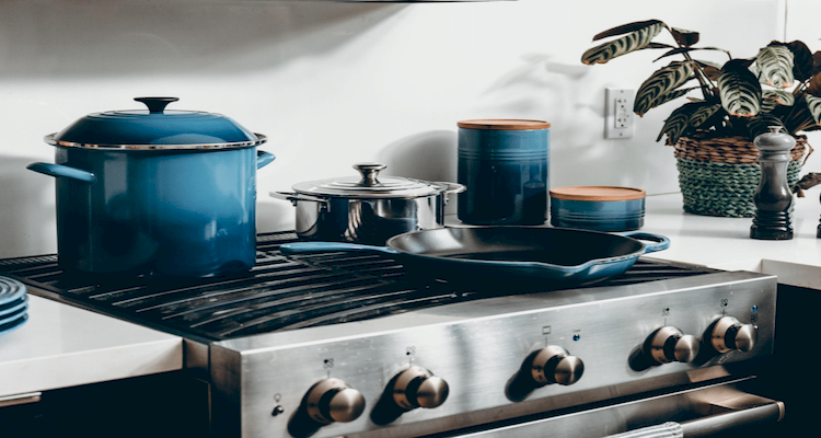 blue pot on cooker