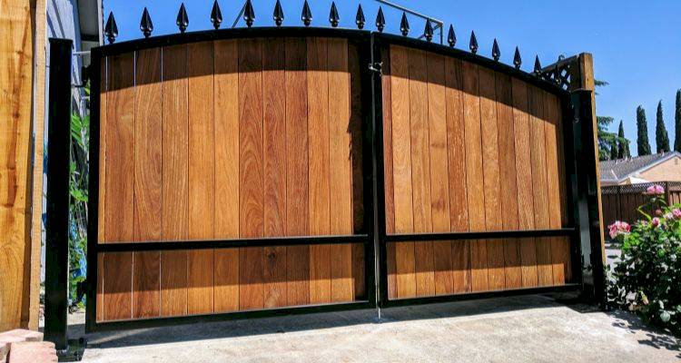 The Cost Of Installing A Driveway Gate, How Much Do Wooden Garden Gates Cost
