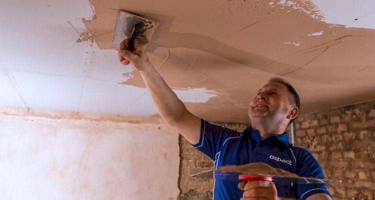 Plastering costs