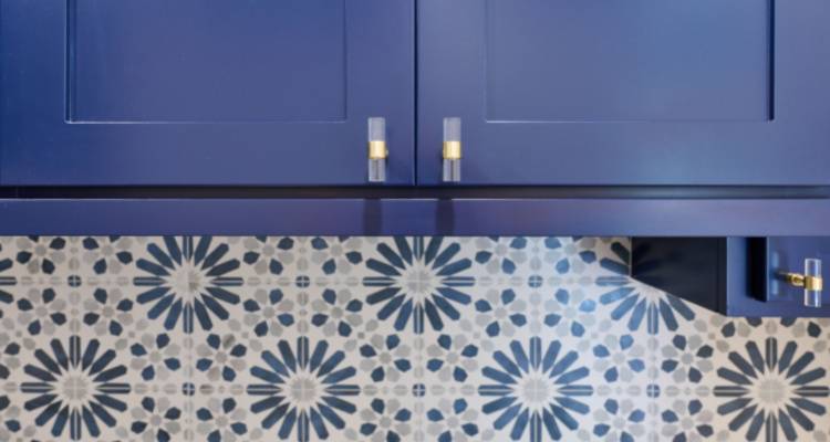 bold pattern tiles kitchen