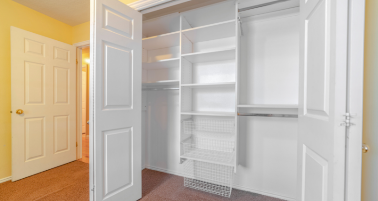 Built in wardrobe shelving