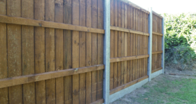 Fencing: Concreting Fence Posts