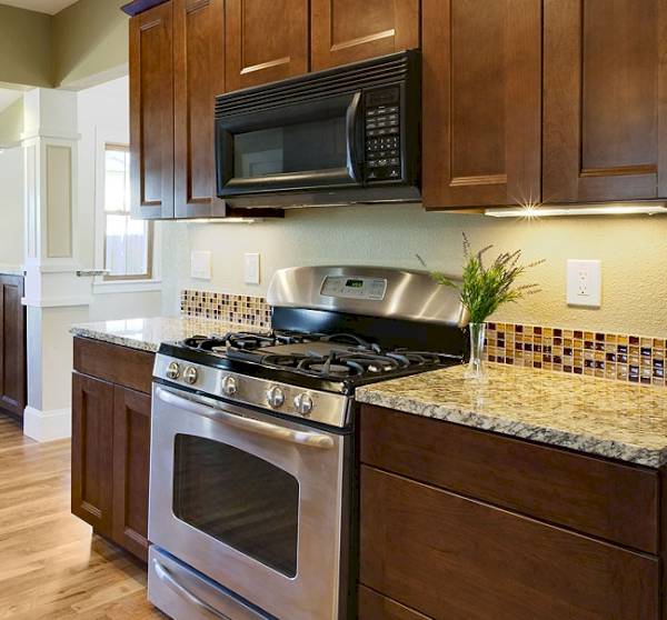 Choosing your Kitchen Backsplash 1