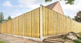 How to Fit a Fence