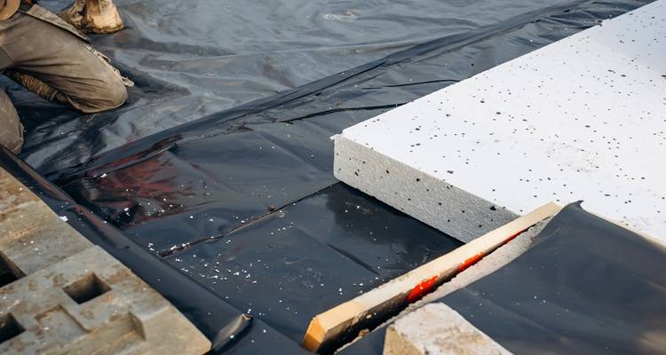 roof insulation mans knee