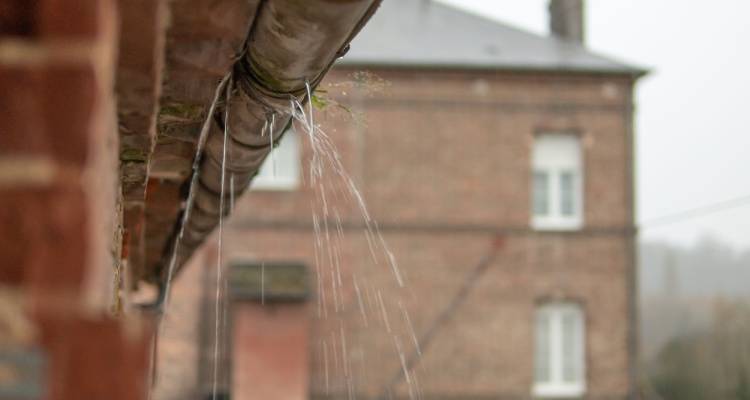leaking gutters
