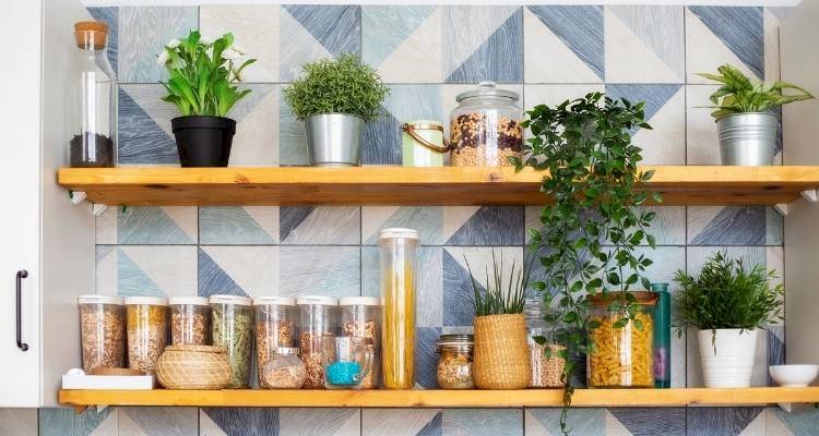 Kitchen shelving organised in pots