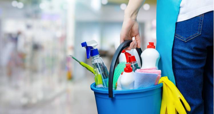 cleaning bucket