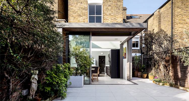 Modern house extension