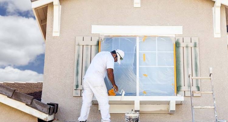 Tradeserpson painting window frames