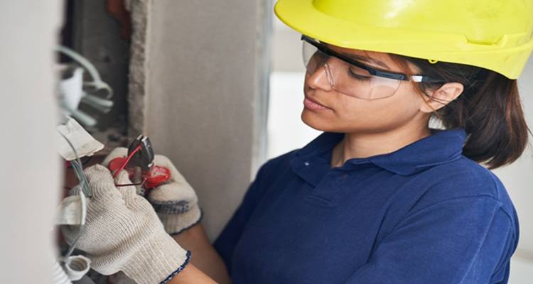female wires hard hat