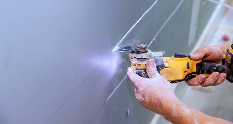 tool cutting wall out