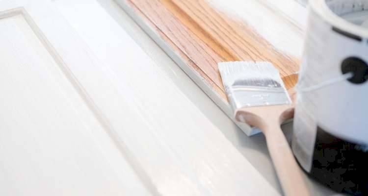 Painting kitchen cupboard doors white