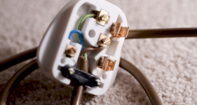 How To: Wire a Plug