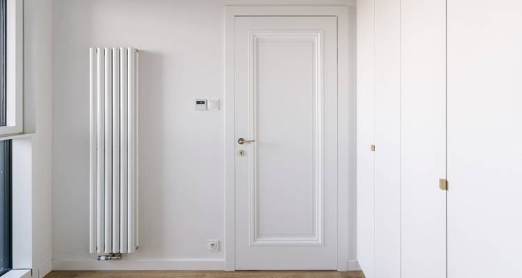 vertical column radiator white room