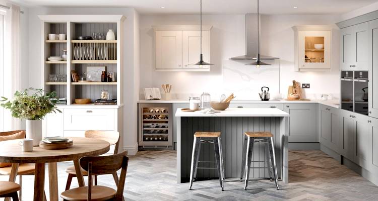 Grey kitchen diner