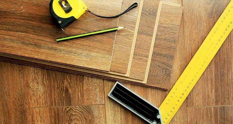 Laminate floor and measuring tools