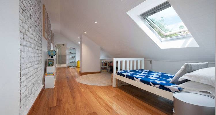 Loft conversion bedroom