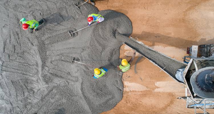 Cost of pouring a concrete patio deals