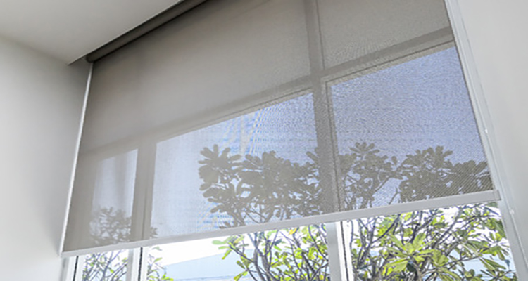 How to Put Up a Roller Blind