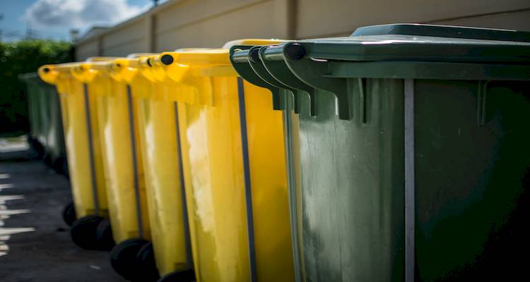 wheelie bin cover