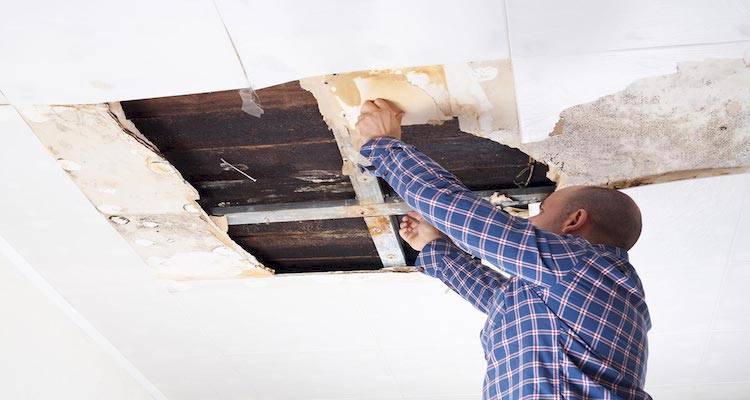 Repairing a ceiling guide