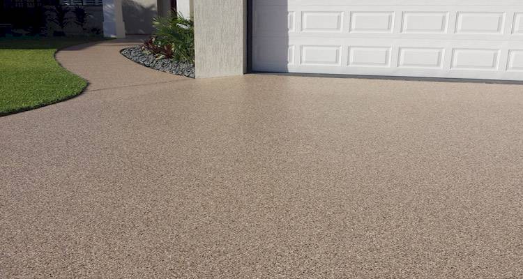 Neutral coloured resin driveway