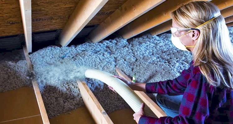 spray foam roof insulation