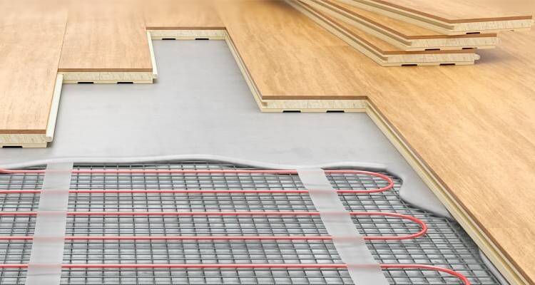 Underfloor heating under wooden floor