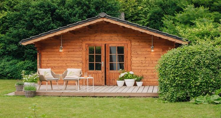 Log cabin