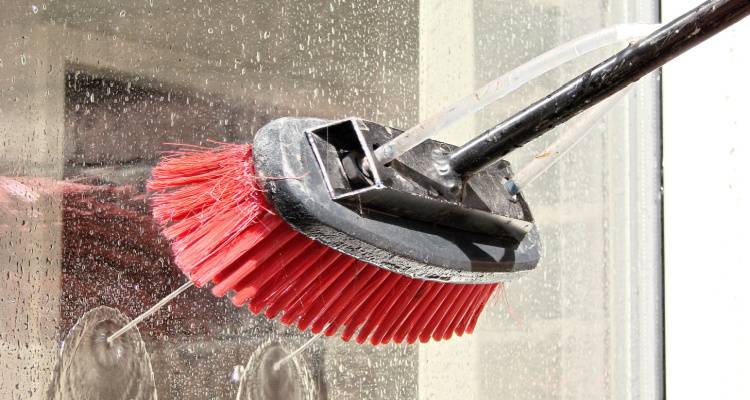 window cleaning brush