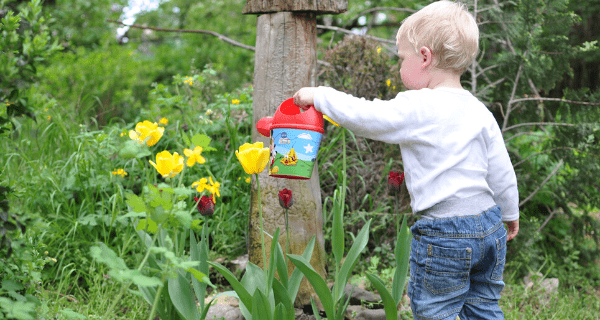 600-x-320-child-garden