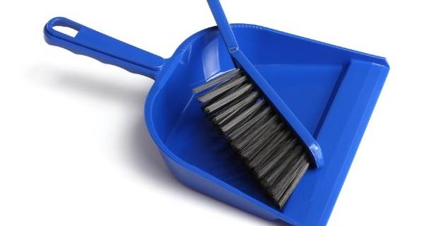 dustpan and brush in blue