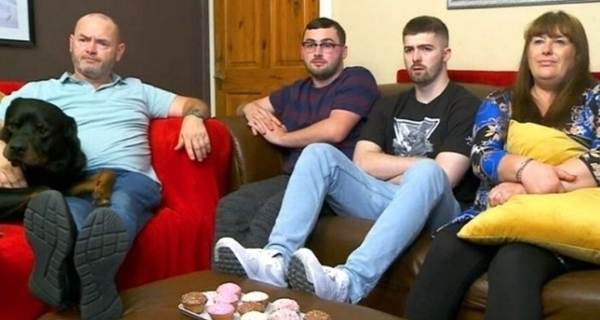 Malone Family Goggle Box