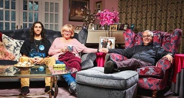 Michael Family Goggle Box
